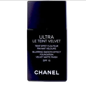 Chanel Ultra Le Teint Velvet B30 Foundation Velvet Matte Finish